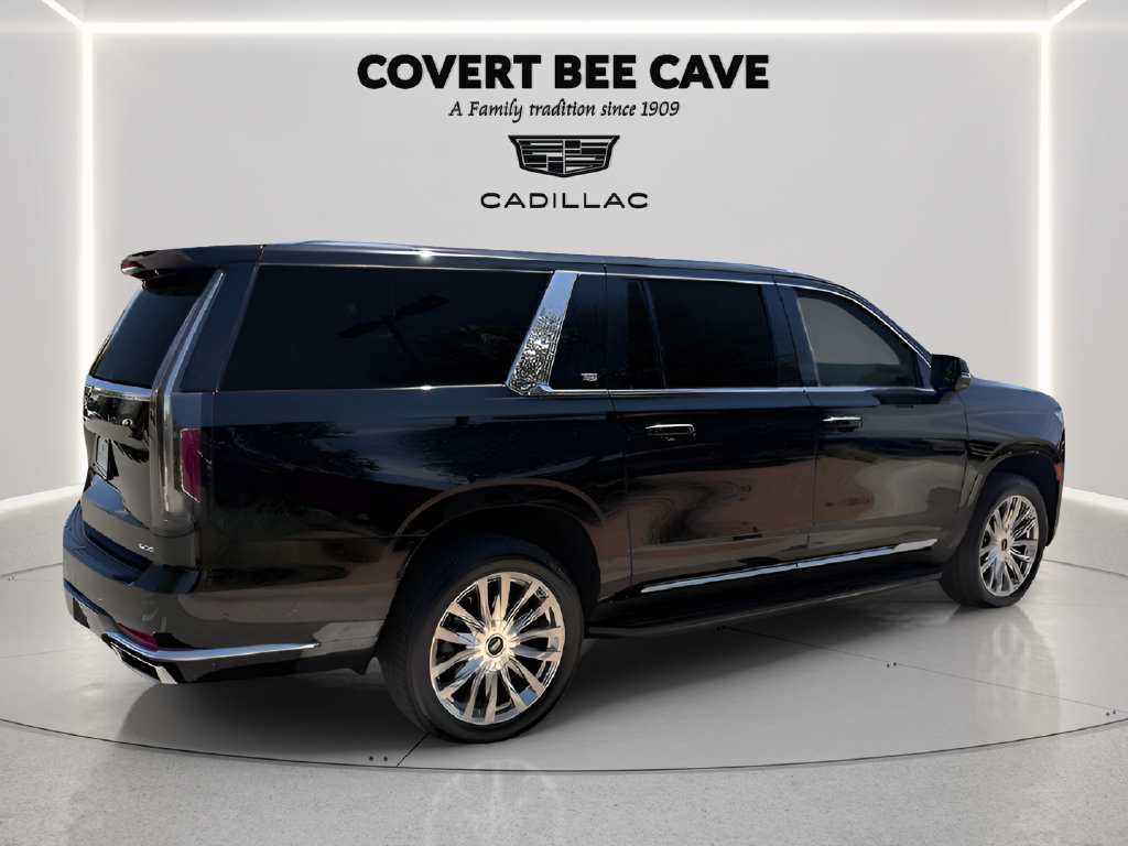 Used 2022 Cadillac Escalade ESV Premium Luxury AWD/4WD image 10