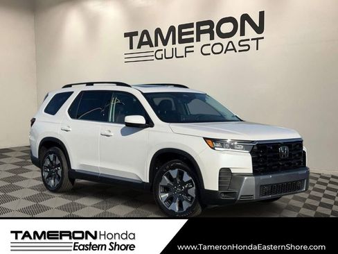 New 2026 Honda Pilot Touring image 1