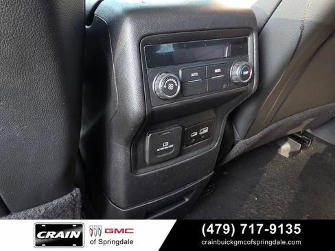Used 2023 GMC Acadia SLT AWD/4WD image 27
