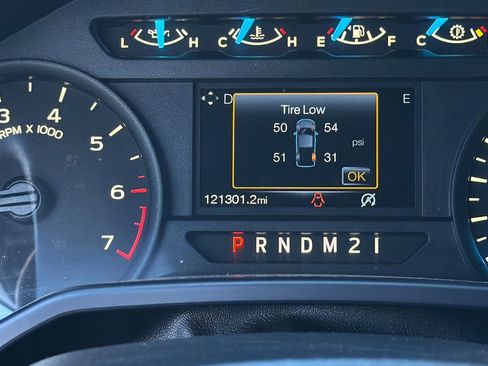 Used 2016 Ford F150 XL w/ Equipment Group 101A Mid AWD/4WD image 36