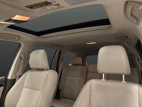 Used 2016 Lexus GX 460 w/ Premium Package image 7