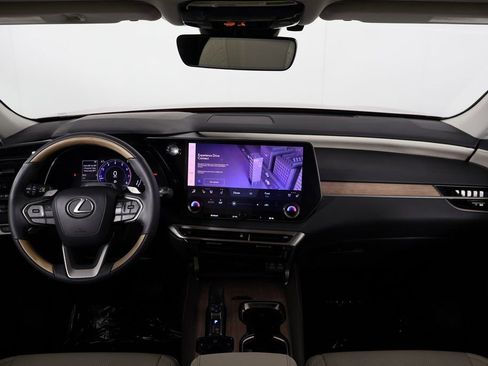 Used 2024 Lexus RX 350 Premium image 8