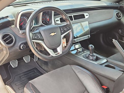 Used 2012 Chevrolet Camaro ZL1 RWD image 13