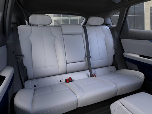 New 2027 Cadillac Optiq Luxury w/ LPO, Floor Liner Package AWD/4WD image 17