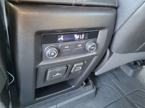 Certified 2023 Chevrolet Traverse RS w/ LPO, Floor Liner Package image 21