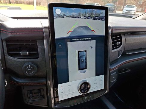 Used 2023 Ford Expedition Limited image 32