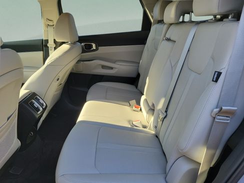 Certified 2026 Kia Sorento S FWD image 7