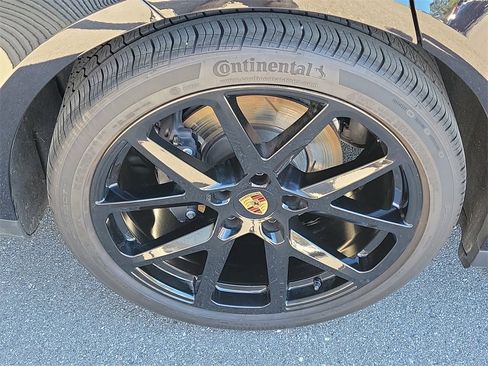 Certified 2024 Porsche Panamera 4 image 14