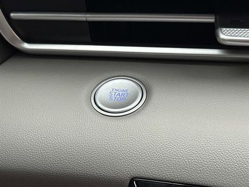 Used 2023 Hyundai Elantra Blue FWD image 26