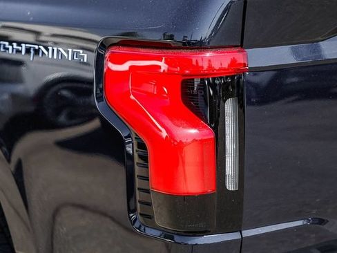 Used 2025 Ford F150 Lightning Flash AWD/4WD image 10
