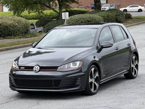 Used 2015 Volkswagen GTI SE w/ Lighting Package (SEL) FWD image 3