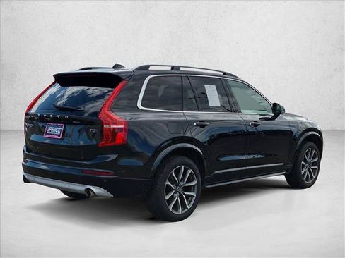 Used 2019 Volvo XC90 T5 Momentum w/ Multimedia Package AWD/4WD image 5