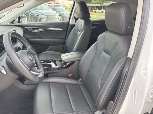 Used 2025 Buick Envision Preferred image 21