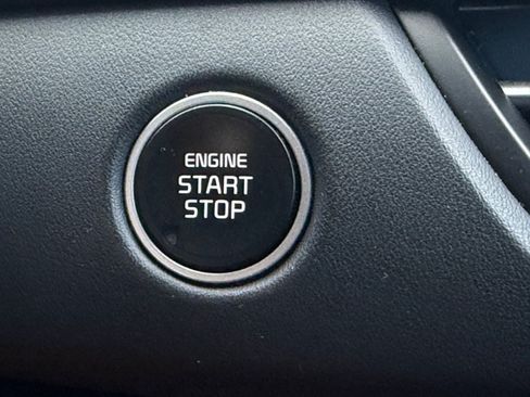 Certified 2025 Kia Seltos EX AWD/4WD image 27
