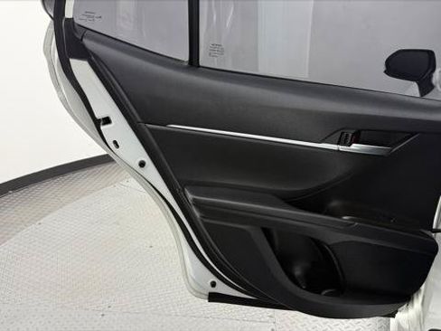 Used 2023 Toyota Camry LE FWD image 17