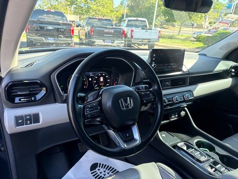 Used 2024 Honda Pilot Elite image 15