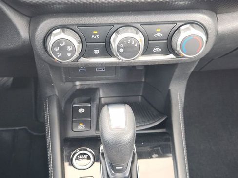 Used 2024 Nissan Kicks SV FWD image 15