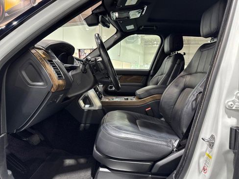 Used 2018 Land Rover Range Rover AWD/4WD image 9