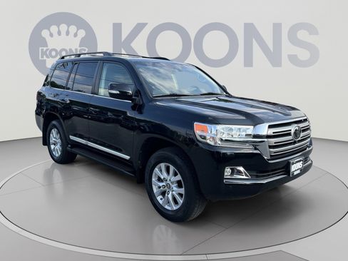 Used 2020 Toyota Land Cruiser AWD/4WD image 10