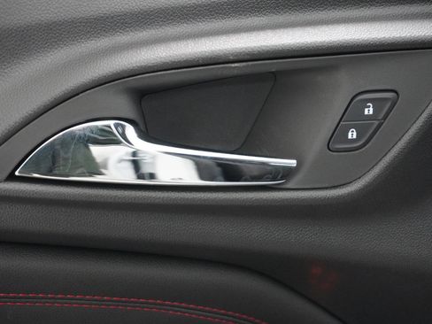 New 2026 Chevrolet Trax RS w/ Sunroof Package FWD image 14