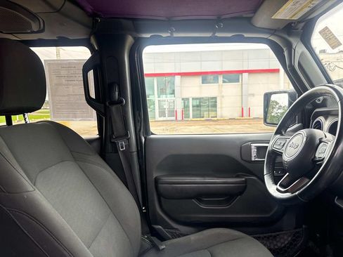 Used 2020 Jeep Wrangler Unlimited Sport S AWD/4WD image 16