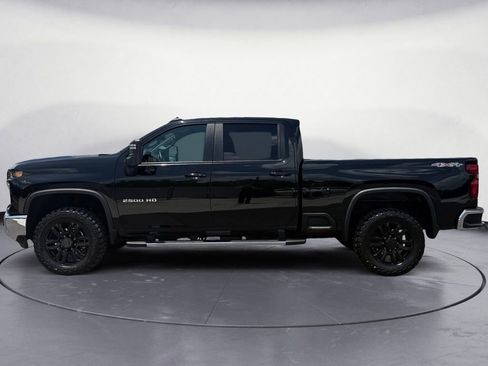 Used 2026 Chevrolet Silverado 2500 LT AWD/4WD image 2