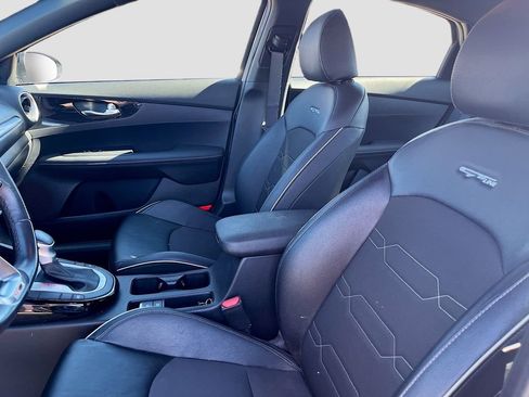 Used 2024 Kia Forte GT-Line image 19