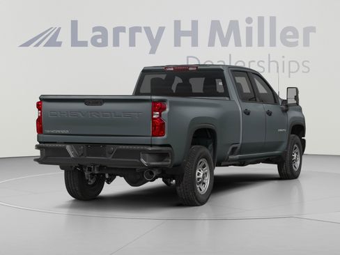 New 2026 Chevrolet Silverado 3500 LT w/ Trail Boss Package AWD/4WD image 2