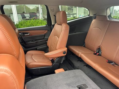 Used 2017 Chevrolet Traverse Premier AWD/4WD image 13