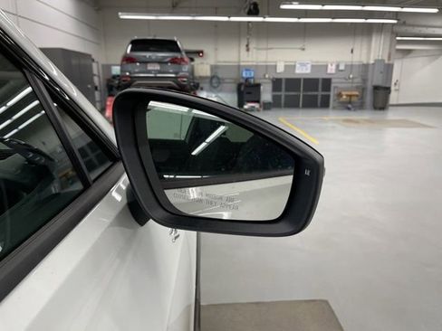 New 2026 Volkswagen Tiguan SE R-Line image 7