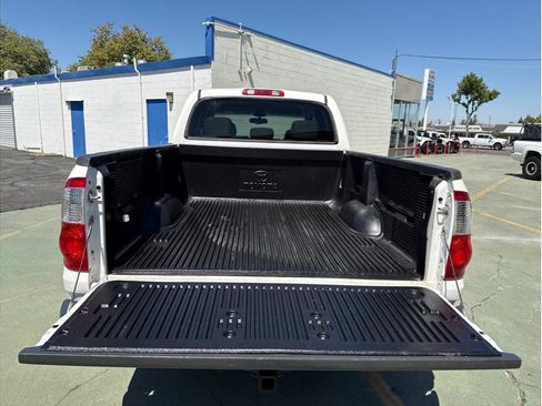 Used 2004 Toyota Tundra Limited image 17