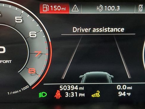 Used 2019 Audi Q8 Premium Plus AWD/4WD image 38