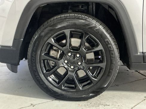 Used 2023 Jeep Compass Altitude w/ Convenience Group image 20