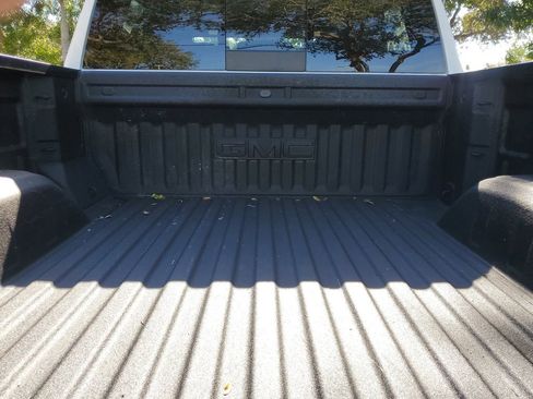 Certified 2022 GMC Sierra 1500 SLT w/ SLT Convenience Package image 25