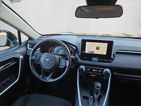 Used 2024 Toyota RAV4 XLE FWD image 3