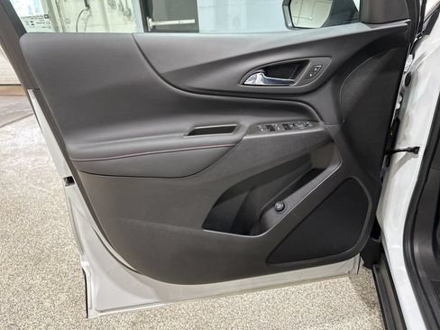 Certified 2024 Chevrolet Equinox RS AWD/4WD image 12