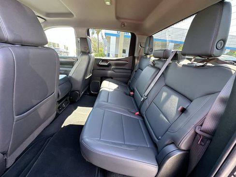 Used 2025 GMC Sierra 1500 SLT RWD image 23