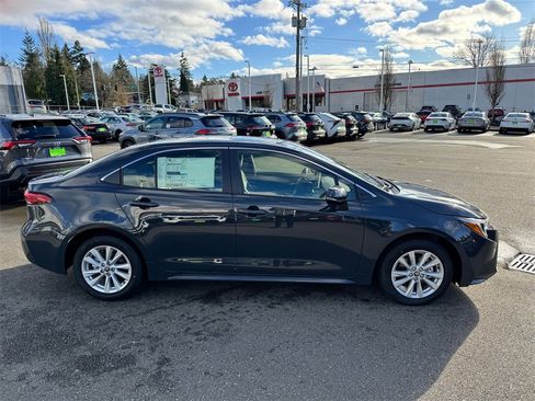 New 2026 Toyota Corolla XLE image 8