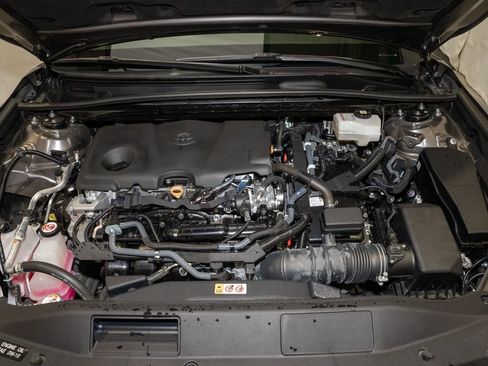 Used 2024 Toyota Camry XLE image 20