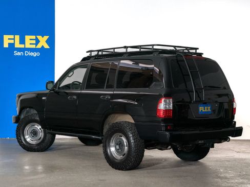 Used 2004 Toyota Land Cruiser AWD/4WD image 3