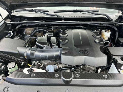 Used 2023 Toyota 4Runner Limited RWD image 17