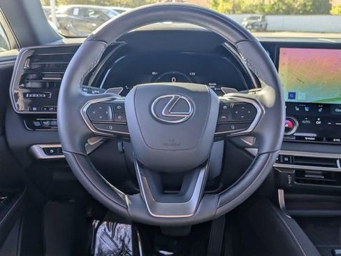 Used 2025 Lexus RX 350 350h Premium Plus image 18