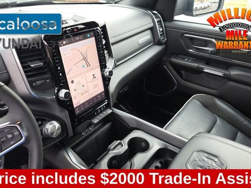 Used 2025 RAM 1500 Laramie image 21