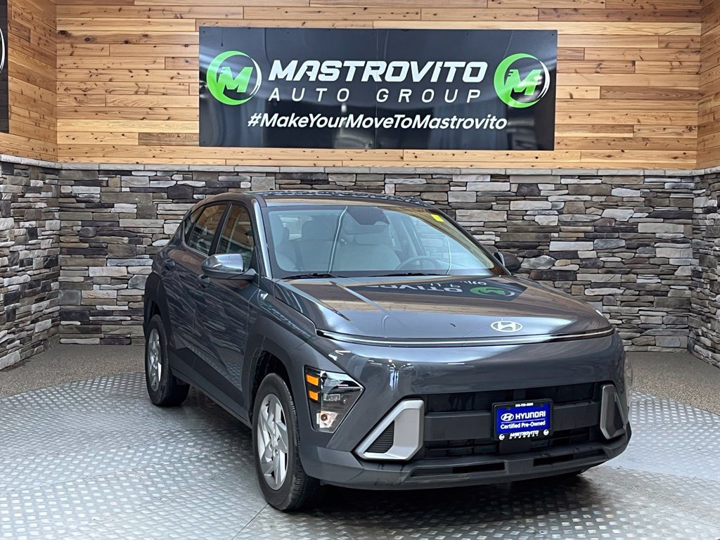Used 2024 Hyundai Kona SE AWD/4WD image 2