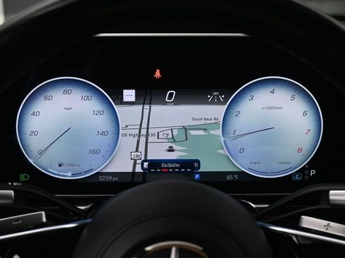 Used 2023 Mercedes-Benz S 500 4MATIC w/ AMG Line image 36
