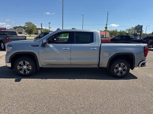 New 2026 GMC Sierra 1500 SLT w/ SLT Convenience Package image 4