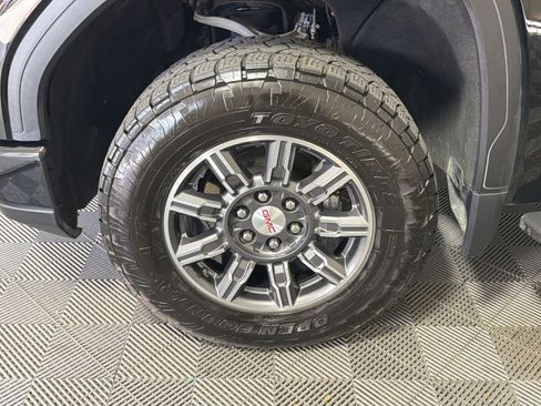 Used 2024 GMC Sierra 1500 AT4 w/ Technology Package image 12