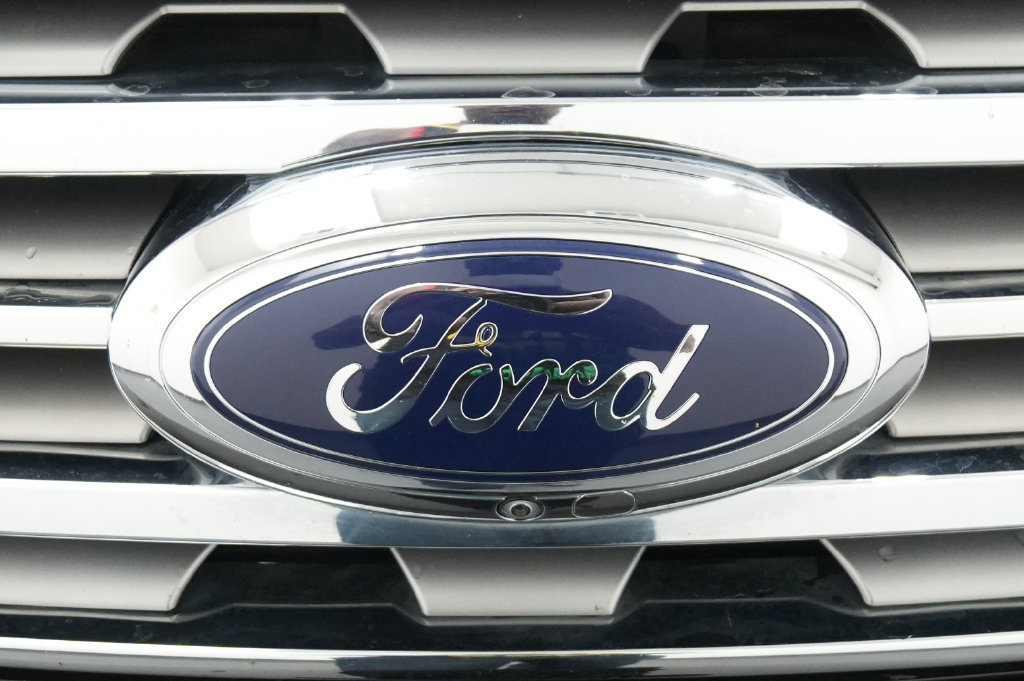 Used 2020 Ford Expedition Limited w/ Equipment Group 302A AWD/4WD image 12