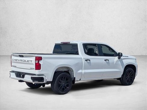 Used 2024 Chevrolet Silverado 1500 Custom w/ Dark Appearance Package RWD image 5