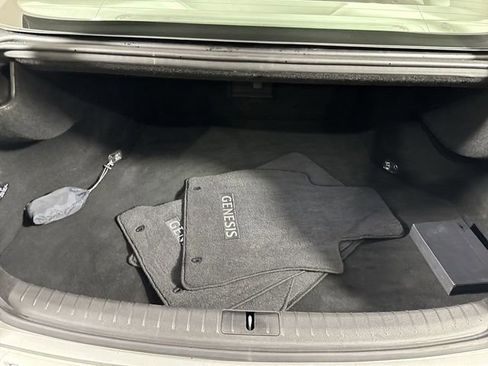 Used 2018 Genesis G80 3.8 image 32